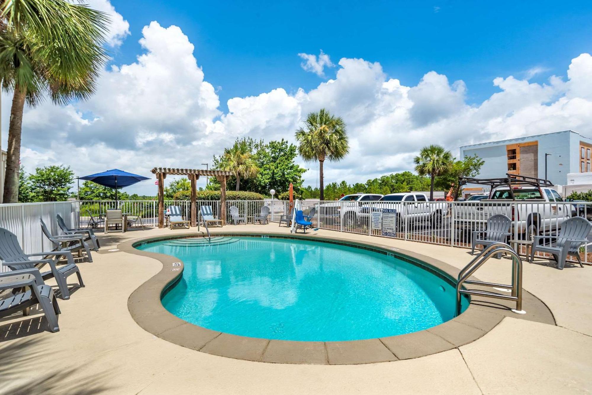 Comfort Inn & Suites Crestview Luaran gambar